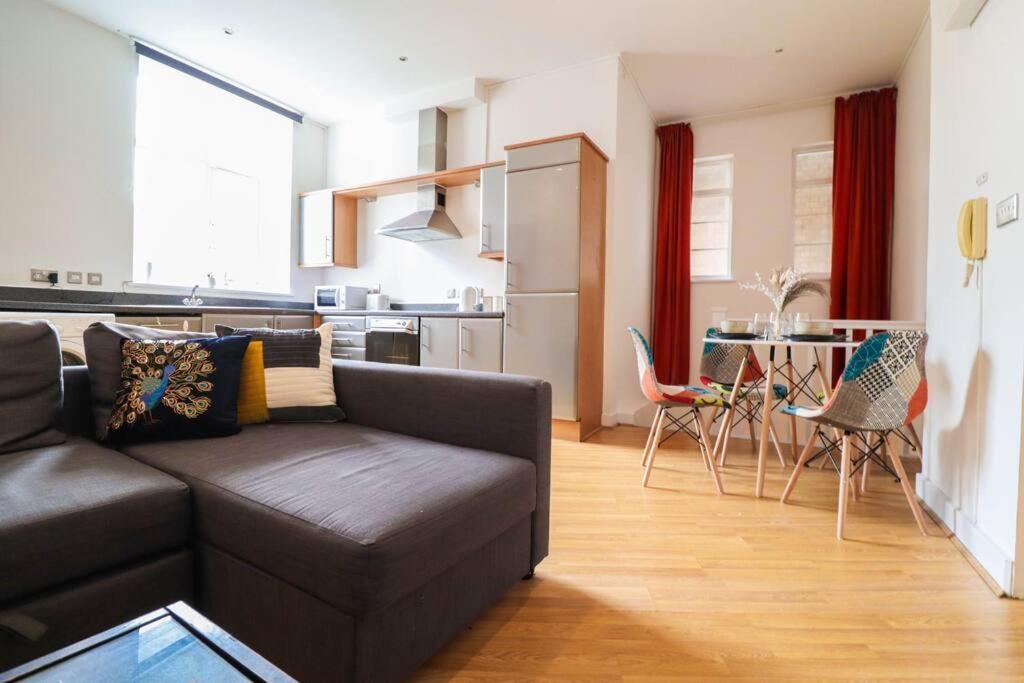 Camber Hill - Long Stay Offer London Ngoại thất bức ảnh